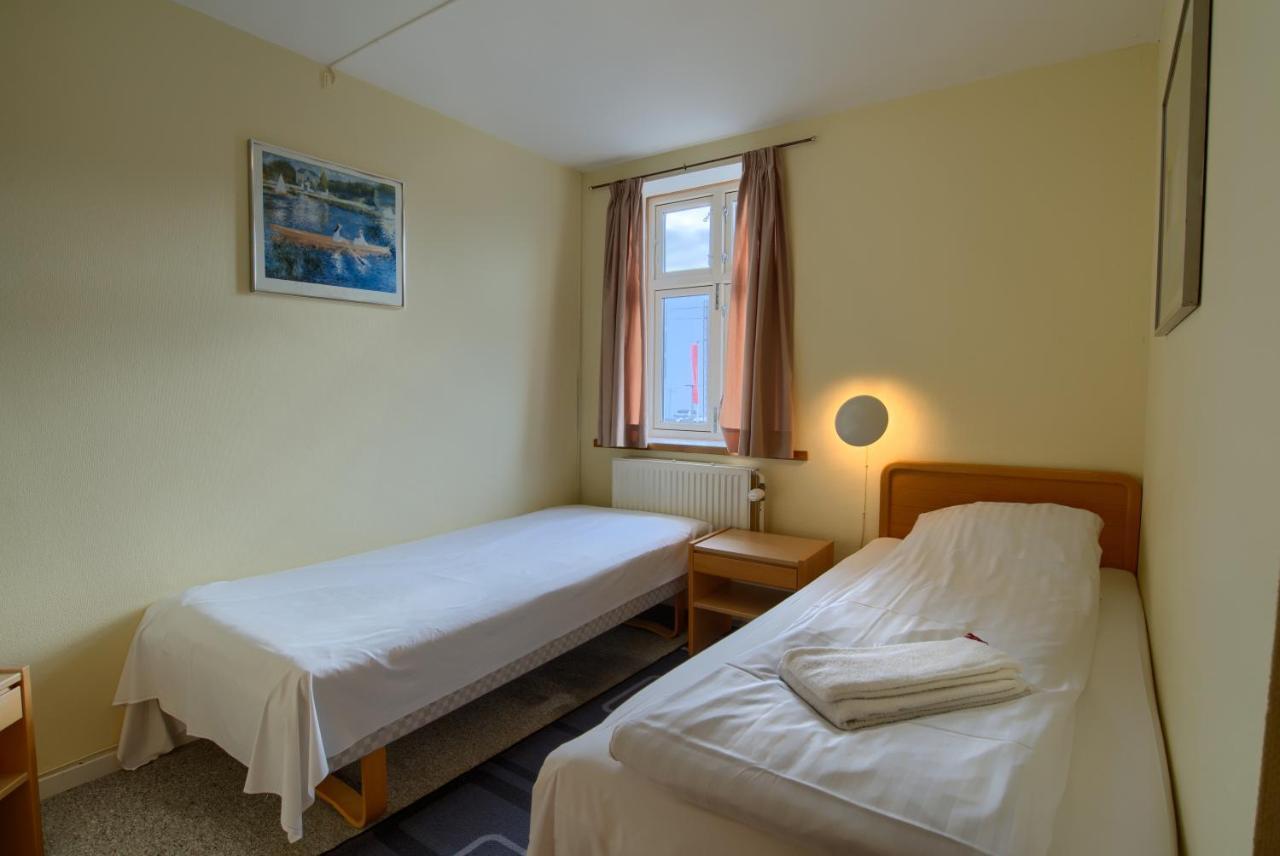Ebsens Hotel Maribo Exterior photo
