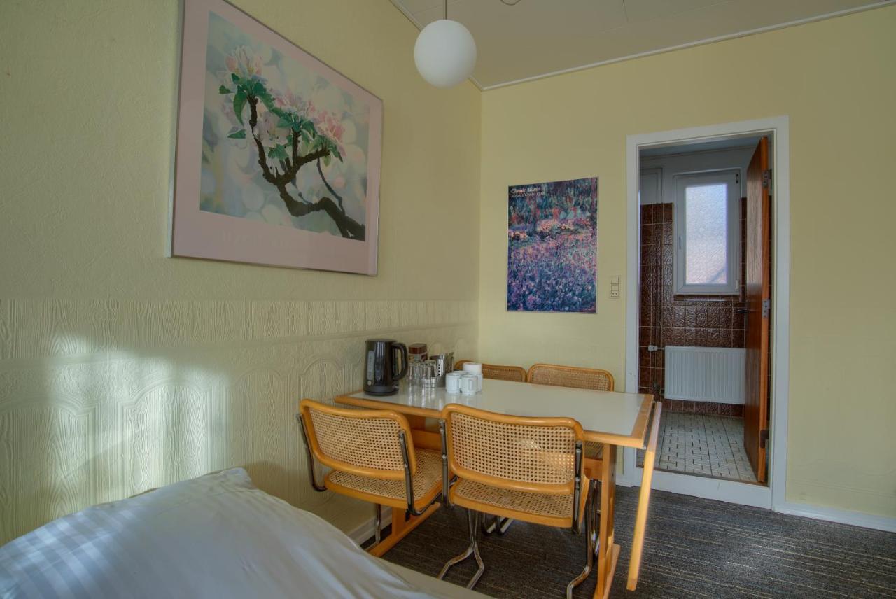 Ebsens Hotel Maribo Exterior photo
